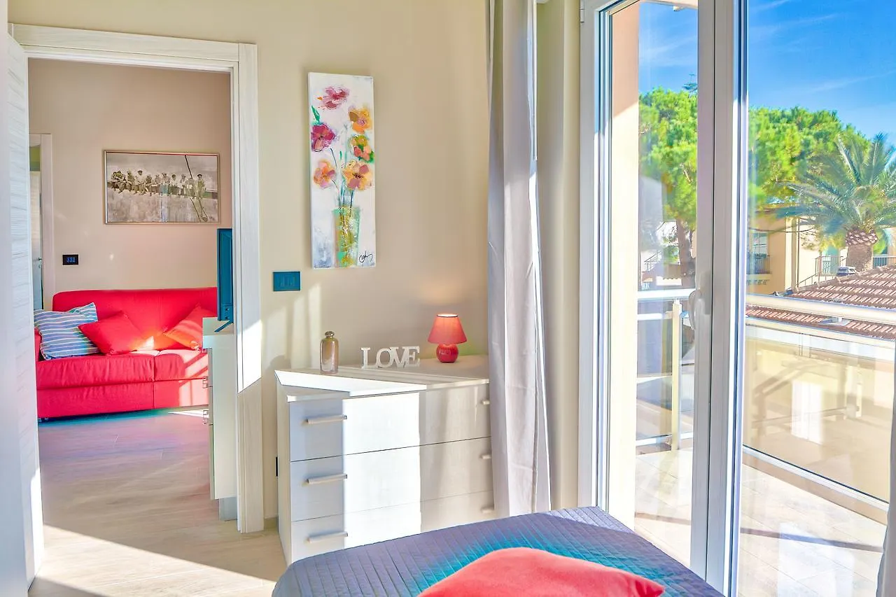Colibri Apartments Diano Marina