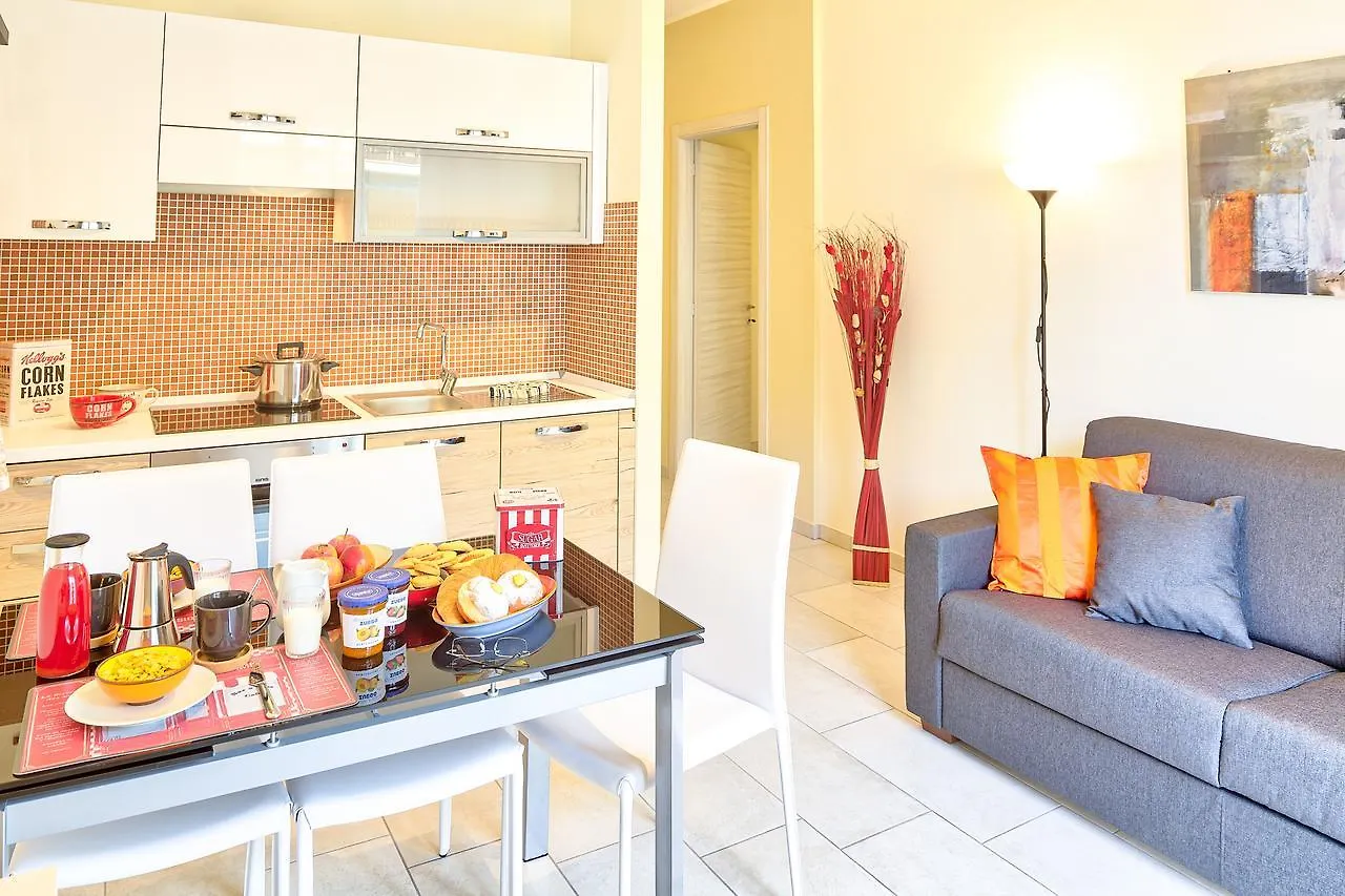Colibri Apartments Diano Marina