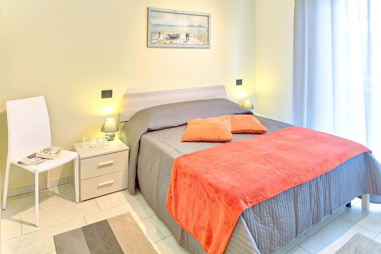 Colibri Apartments Diano Marina