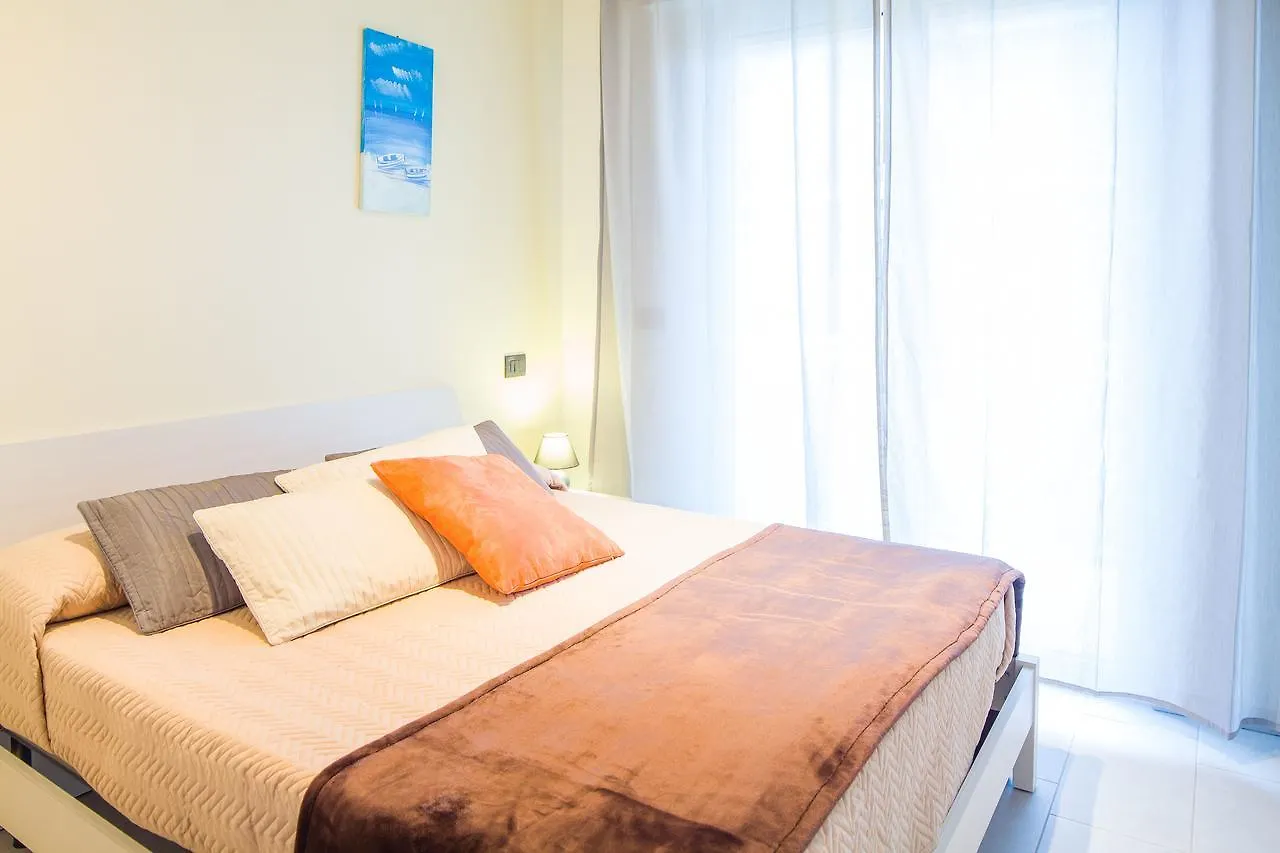 Colibri Apartments Diano Marina