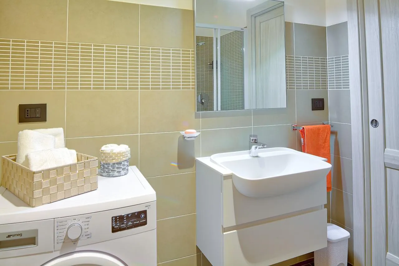 Colibri Apartments Diano Marina 0*,  Italy