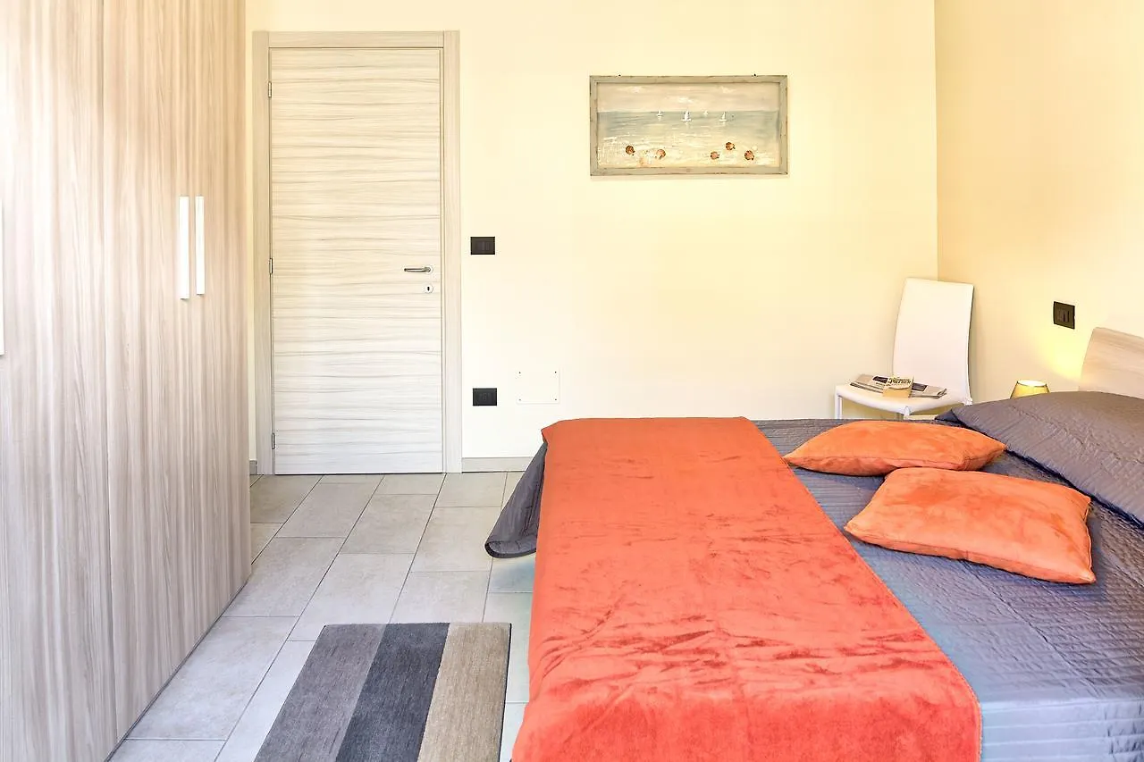Colibri Apartments Diano Marina
