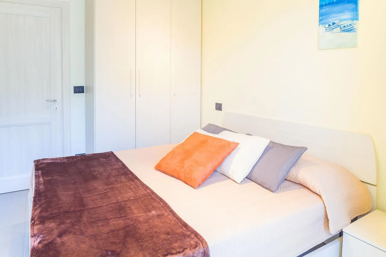 Colibri Apartments Diano Marina